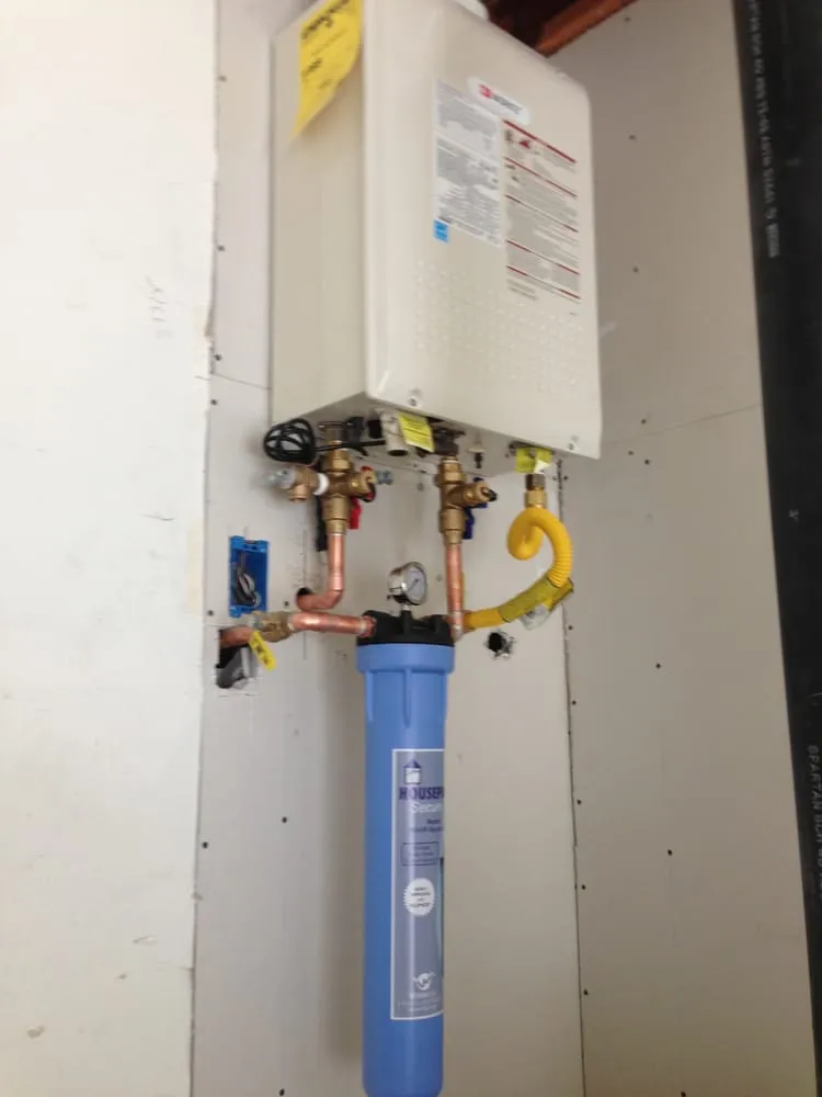 Emergency drain cleaning for homes in Laguna Hills, CA by C & C Plumbing