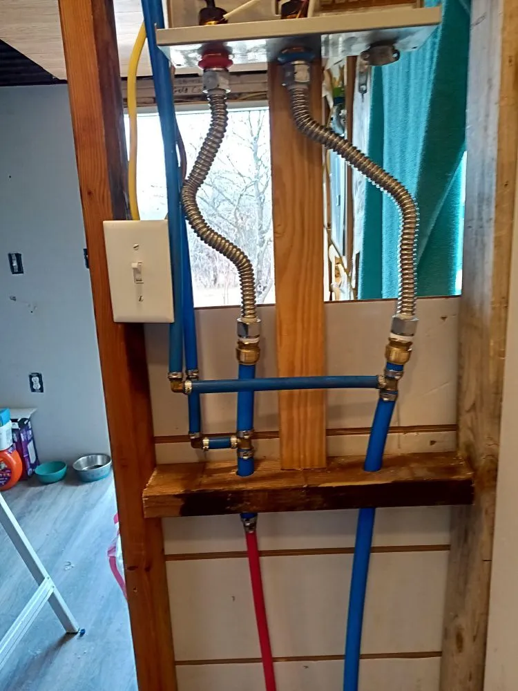 Slide of C & M Contracting