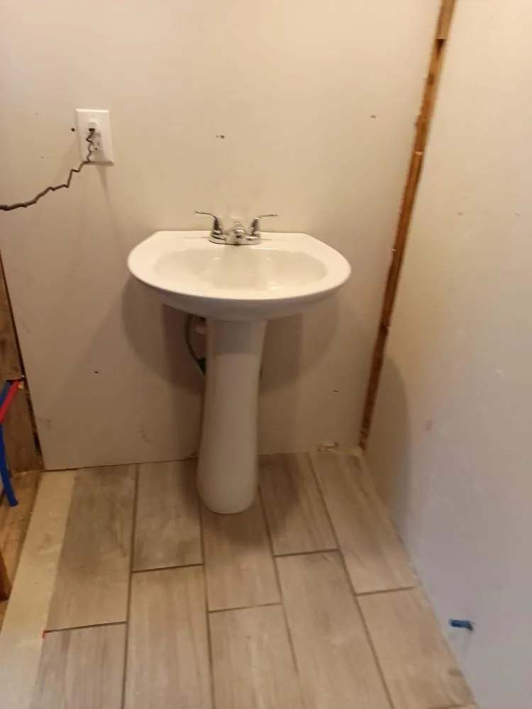 Slide of C & M Contracting