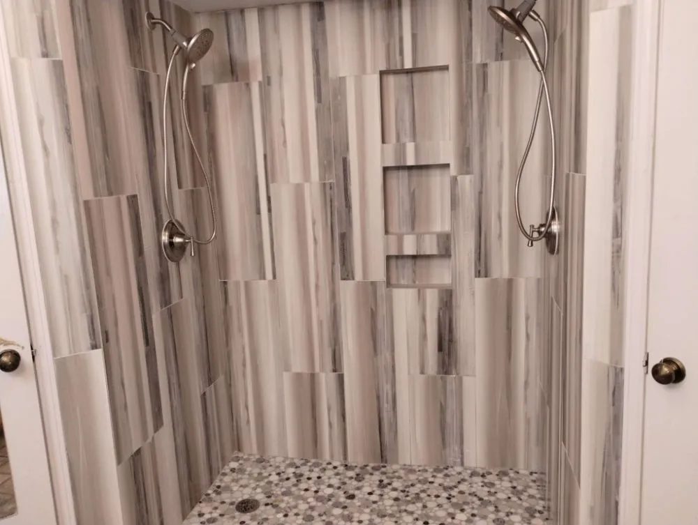 Slide of C & R Plumbing Services