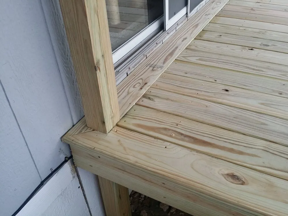 Slide of C and R Customs