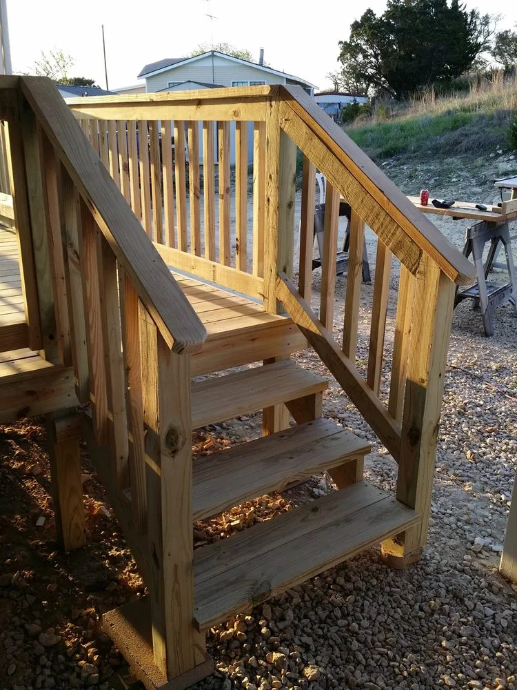 Slide of C and R Customs