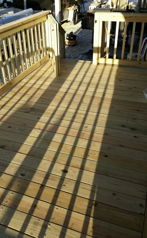 Slide of C and R Customs