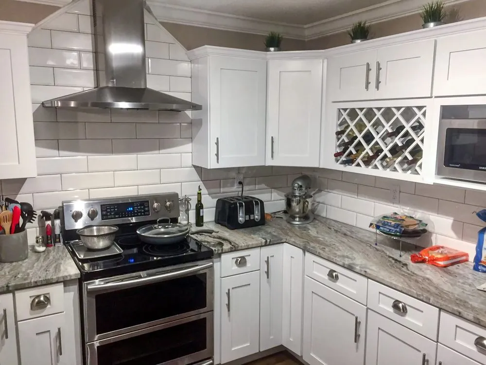 Slide of C and R Customs