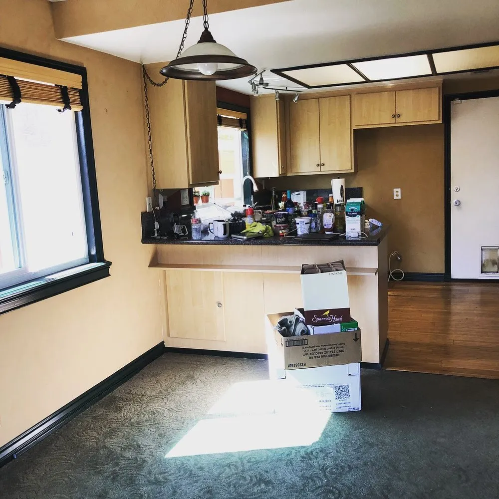 Slide of Cabral Construction