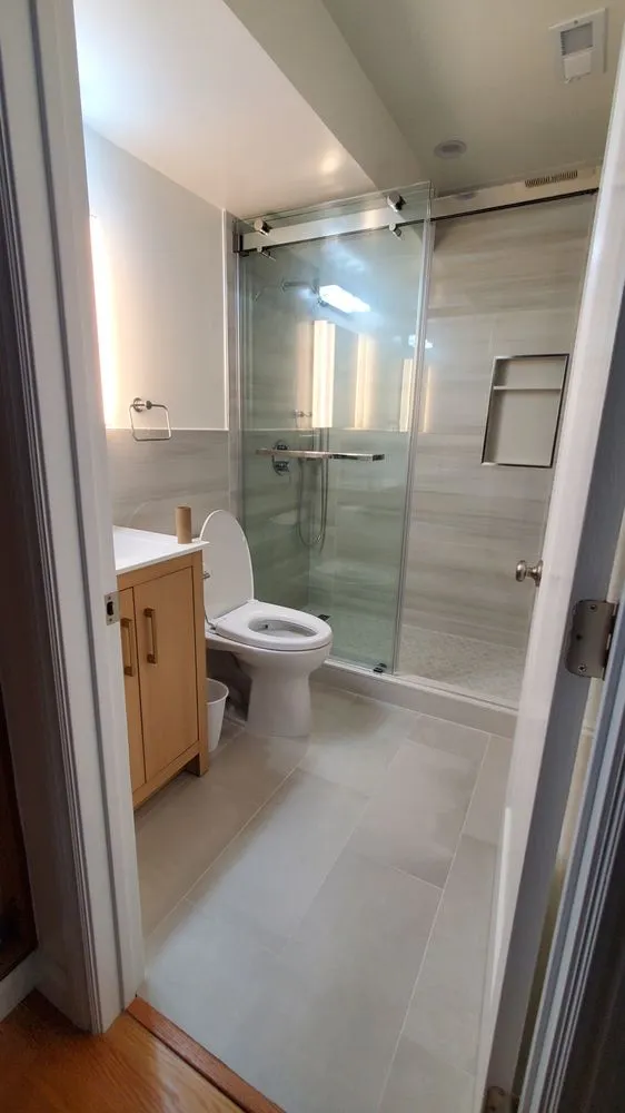 Slide of Cai Construction