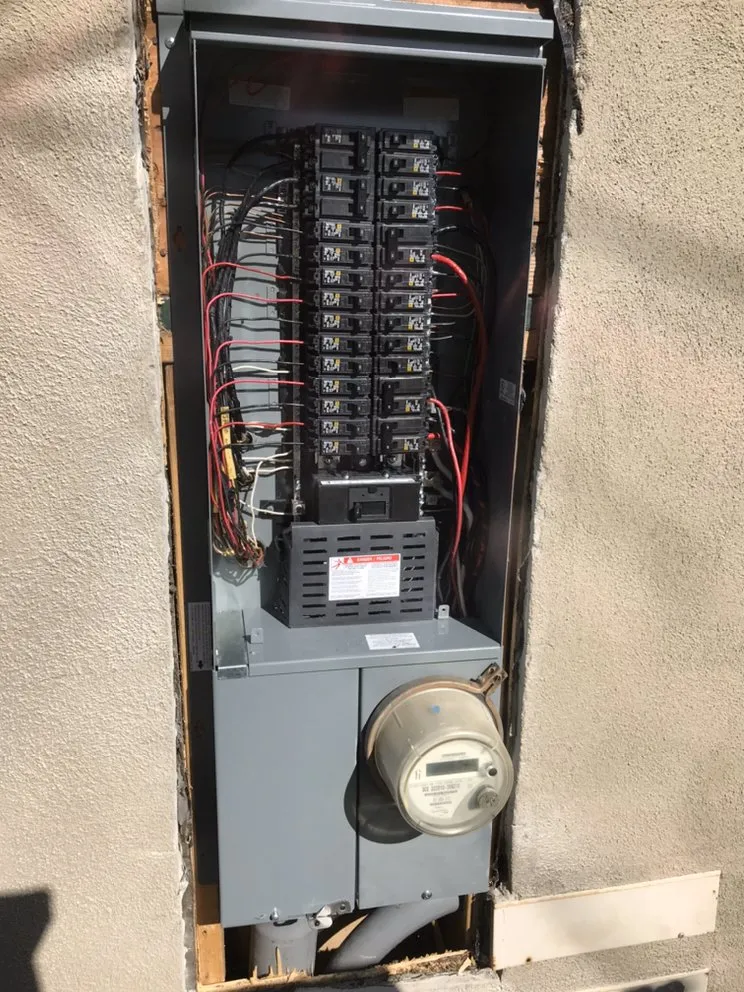 Slide of Calgreen Electric & Plumbing