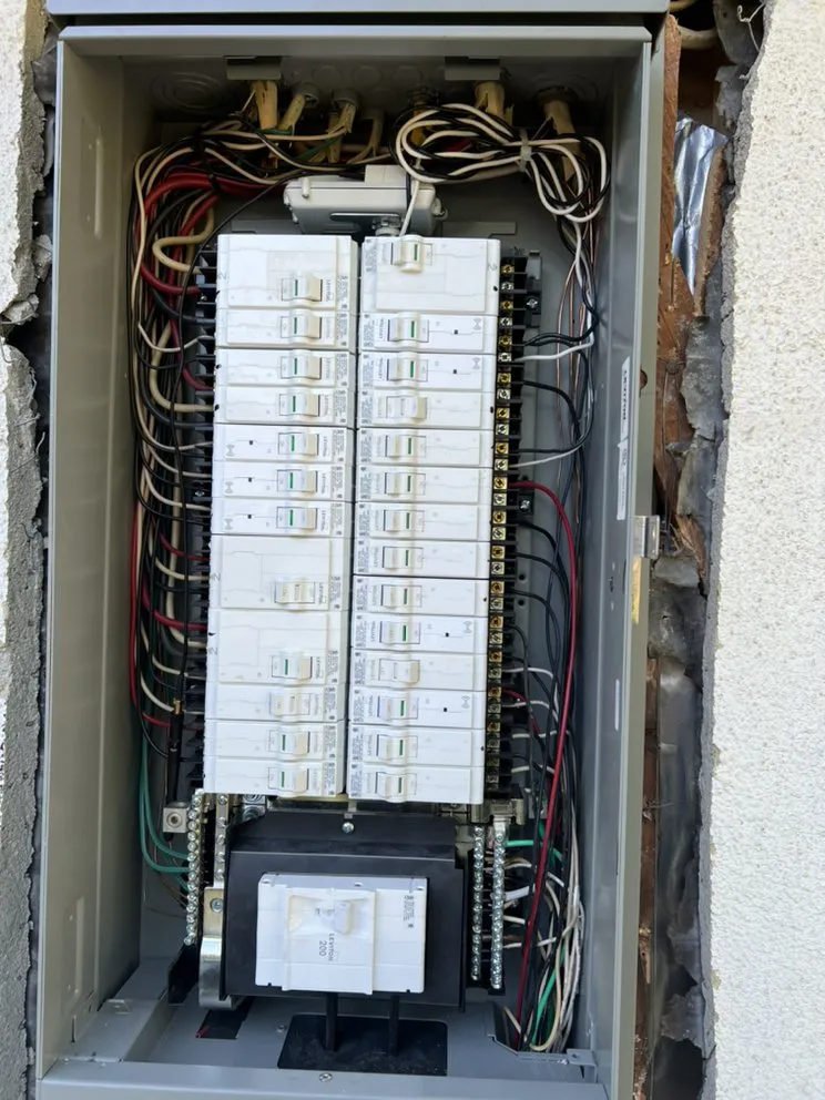Trusted leak detection experts serving Burbank, CA - Calgreen Electric & Plumbing