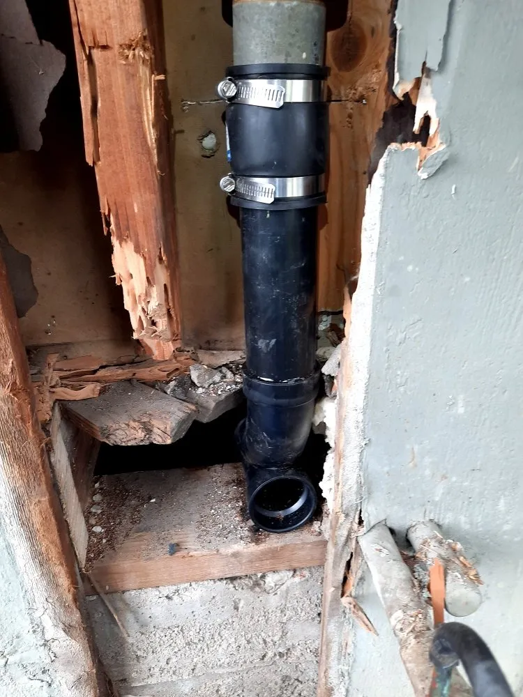 Trusted plumbing repair in Santa Ana, CA by Caliber One Plumbing And Construction