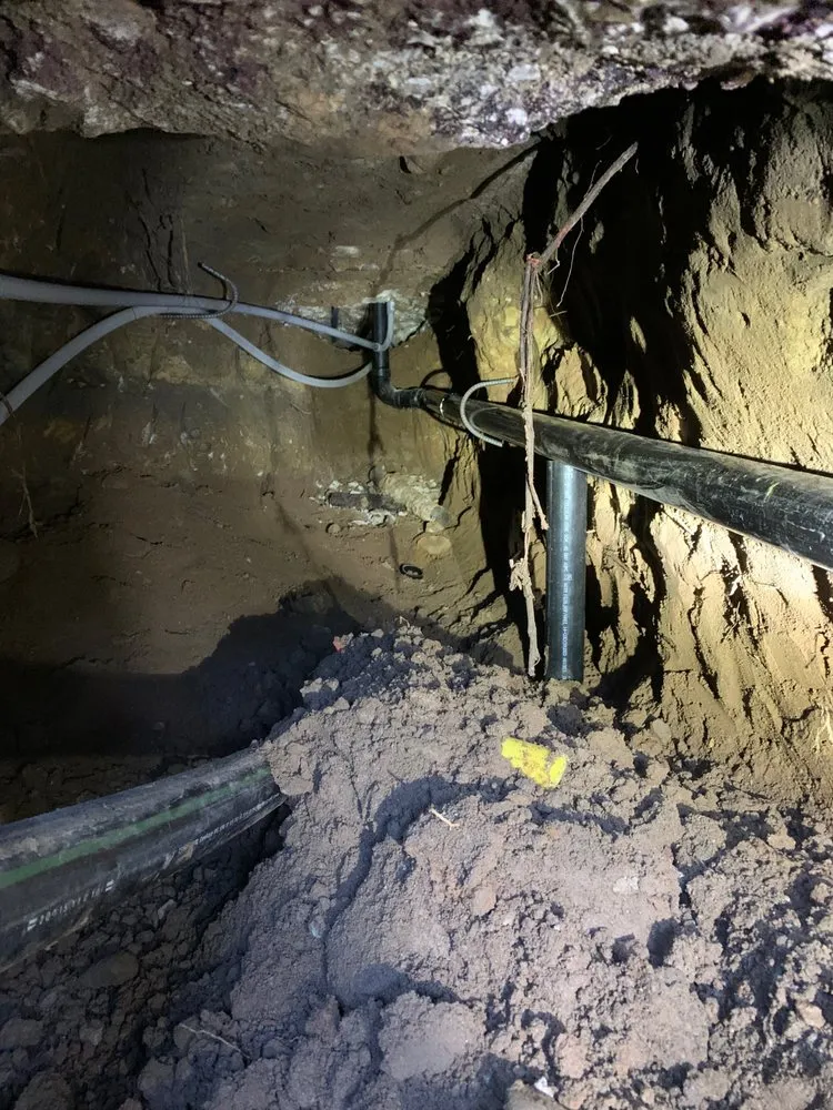 Slide of Calizto Plumbing