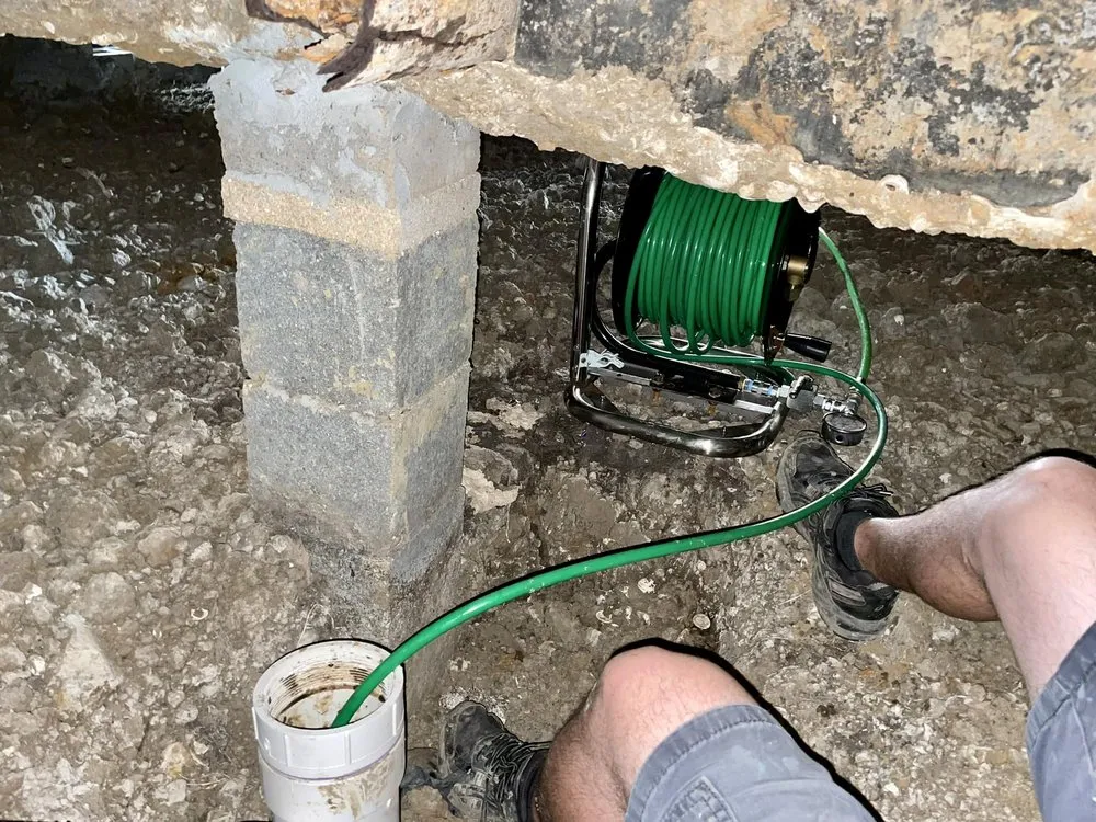 Slide of Camardelle Services