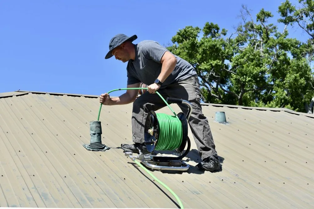 Slide of Camardelle Services