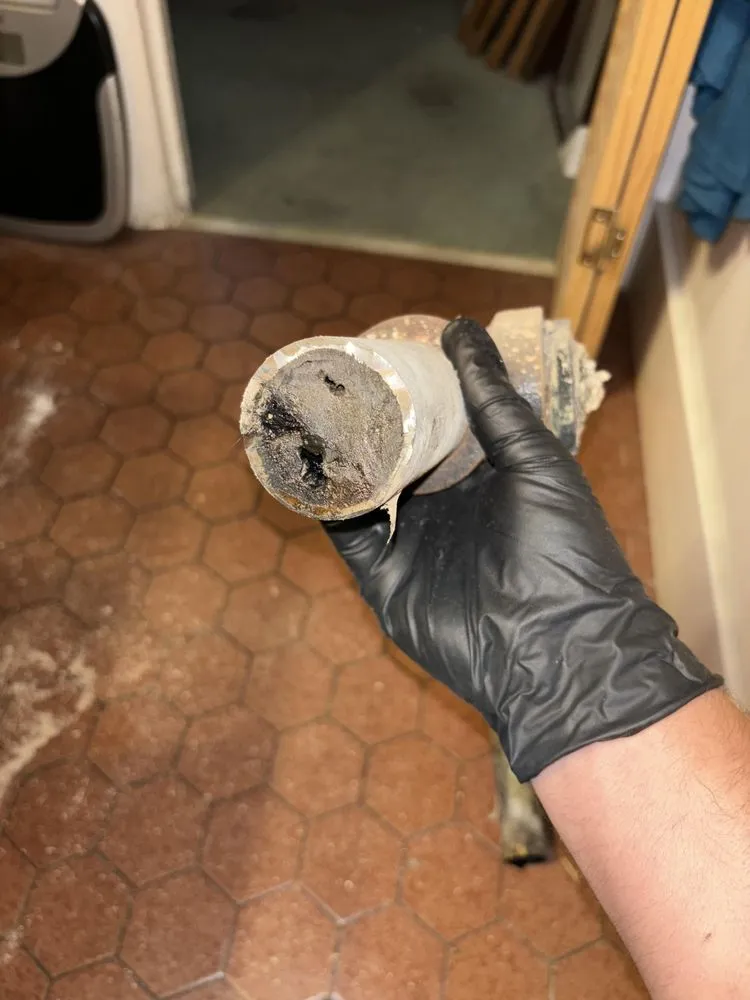 Slide of Camardelle Services