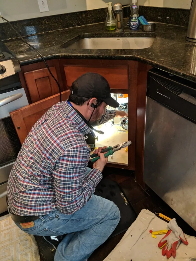 Slide of Capitol Handyman & Plumbing