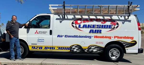 Carey's Lakeside Air Logo