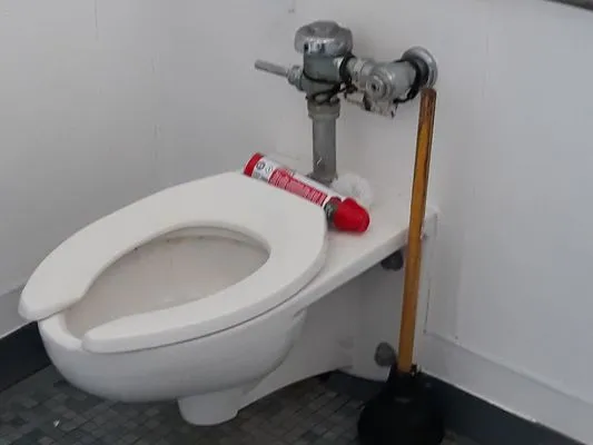 Carlos Plumbing Service Logo