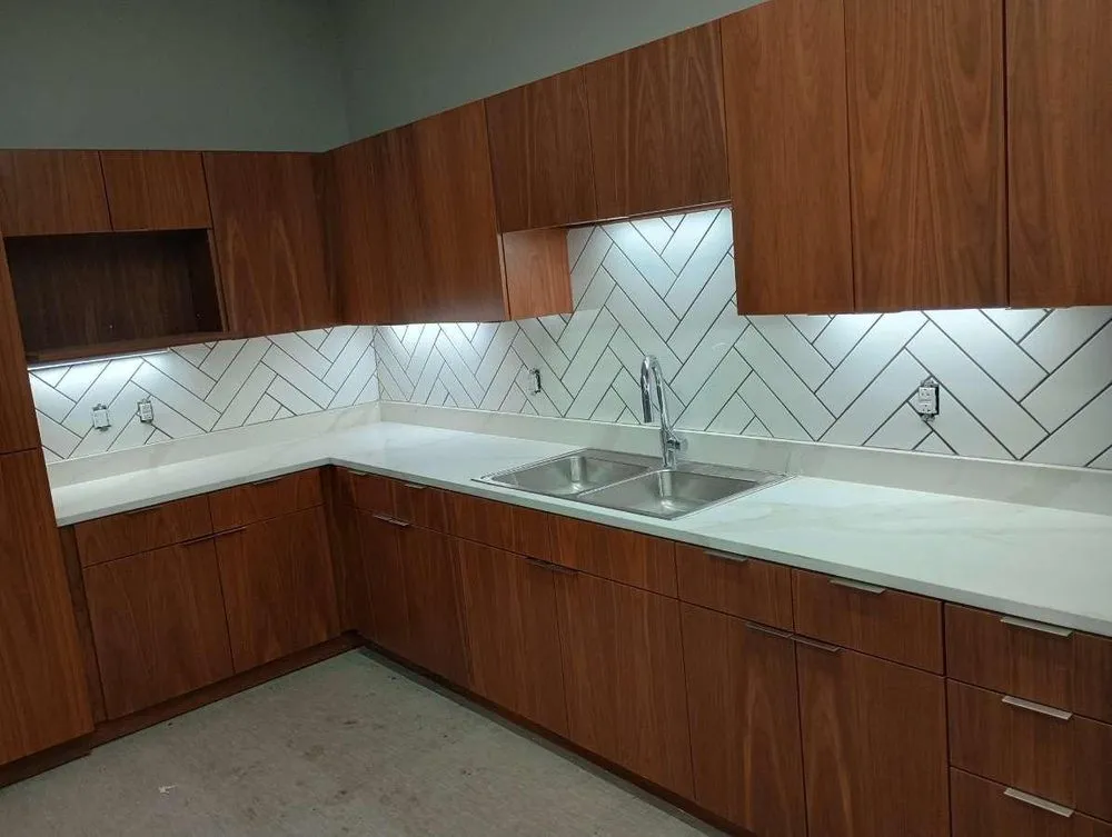 Slide of Carmen & Elianas General Construction