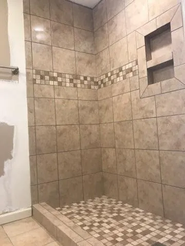 Slide of Carolina Construction