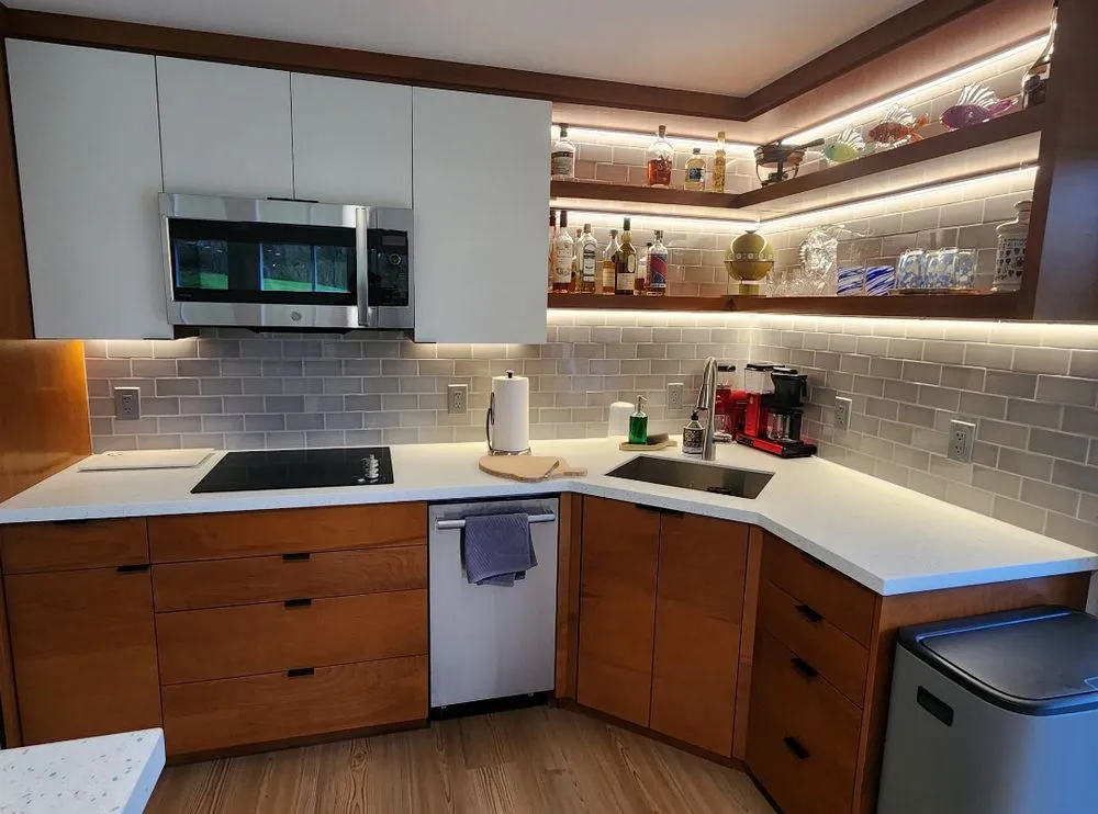 Slide of Carreon Customs