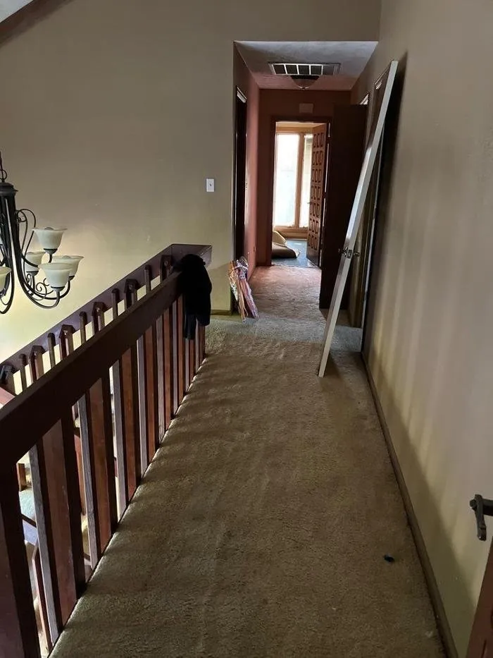 Slide of Casas Properties