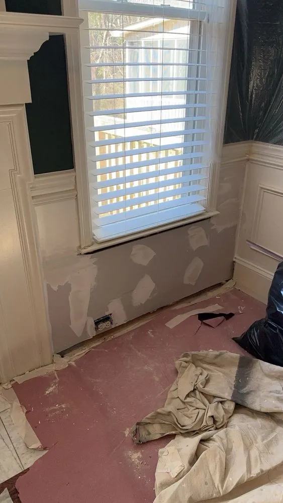 Slide of Casas Properties