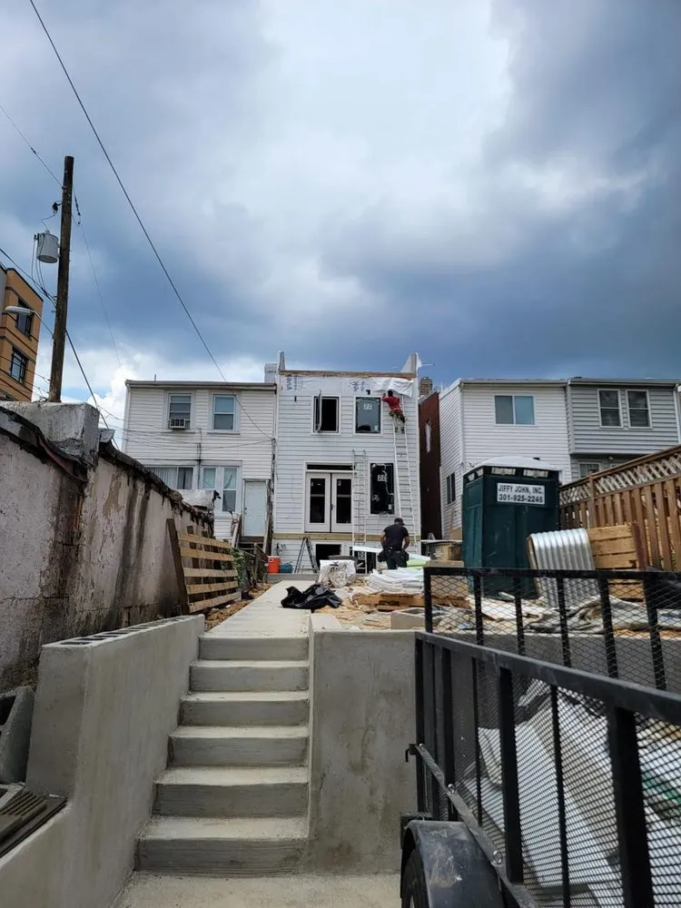 Slide of Caseres General Contractor