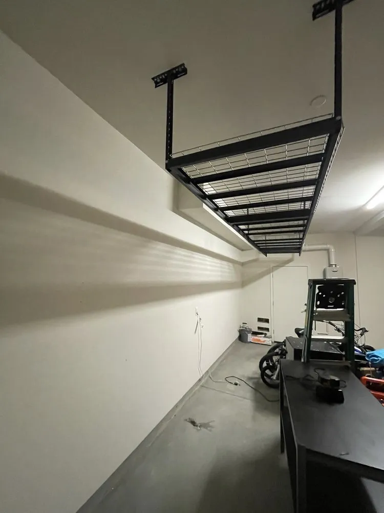 Slide of Caspi Handyman