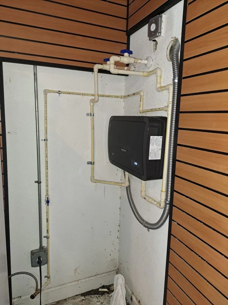 Slide of Castellon Plumbing