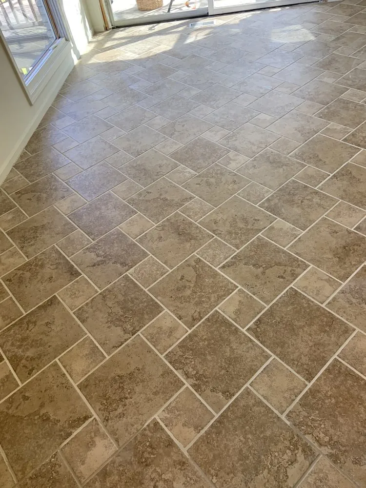 Slide of Castillo Flooring