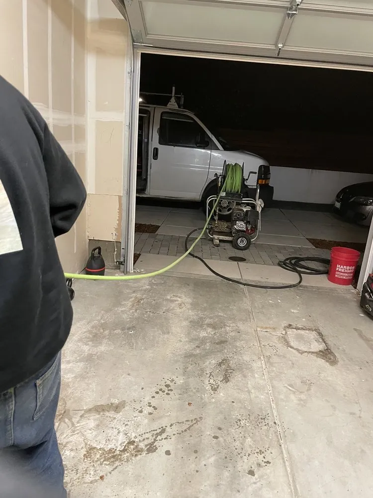 Slide of Castillo's 24/7 Rooter & Plumbing