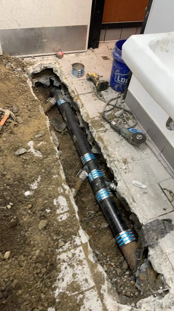 Slide of Castillo's 24/7 Rooter & Plumbing