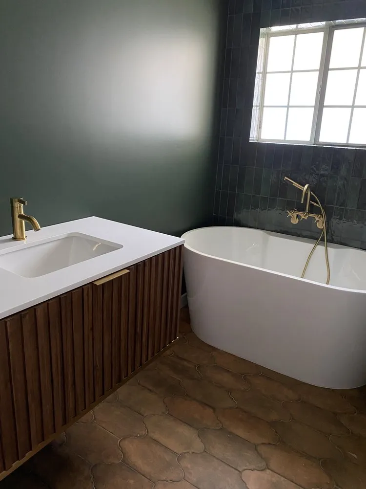 Top-rated plumbing repair for homes in Rolling Hills Estates, CA by Castillo's Building