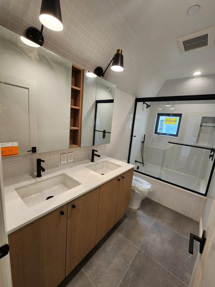 Slide of Castillo's Building