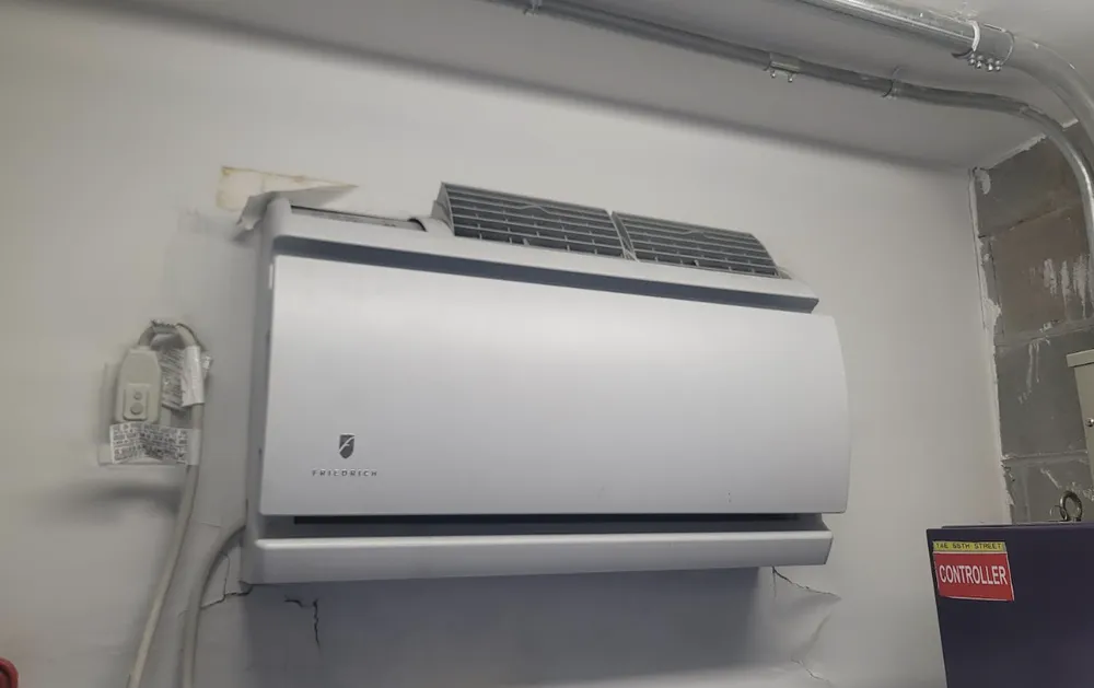 Slide of Castro Mechanical