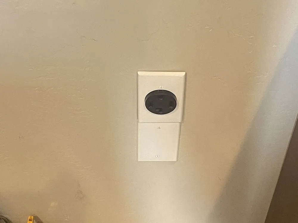 Slide of Castro's Handyman Services