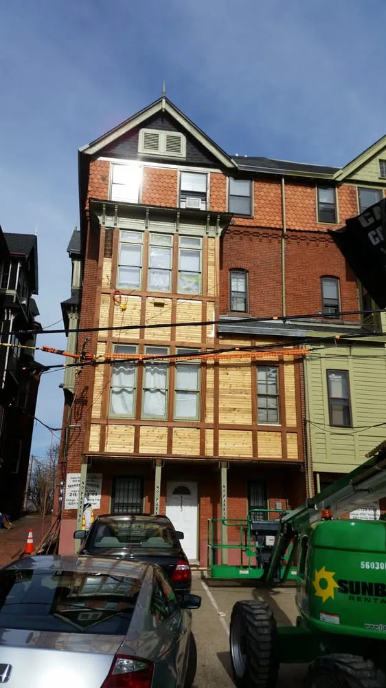 Slide of Cavella Contracting