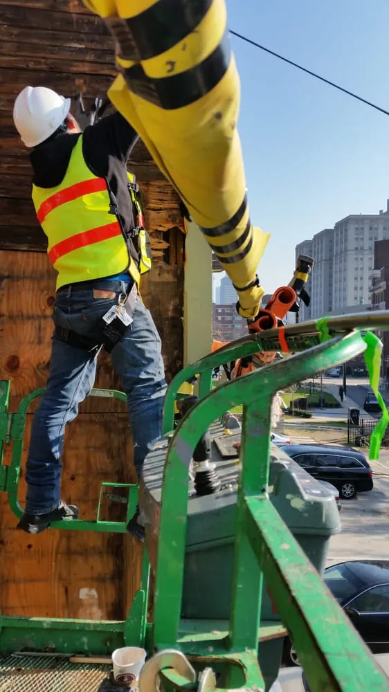 Slide of Cavella Contracting