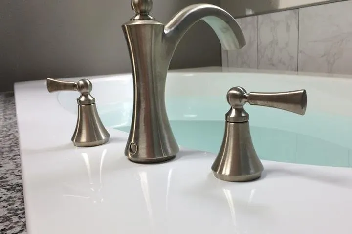 Slide of CB Plumbing Services