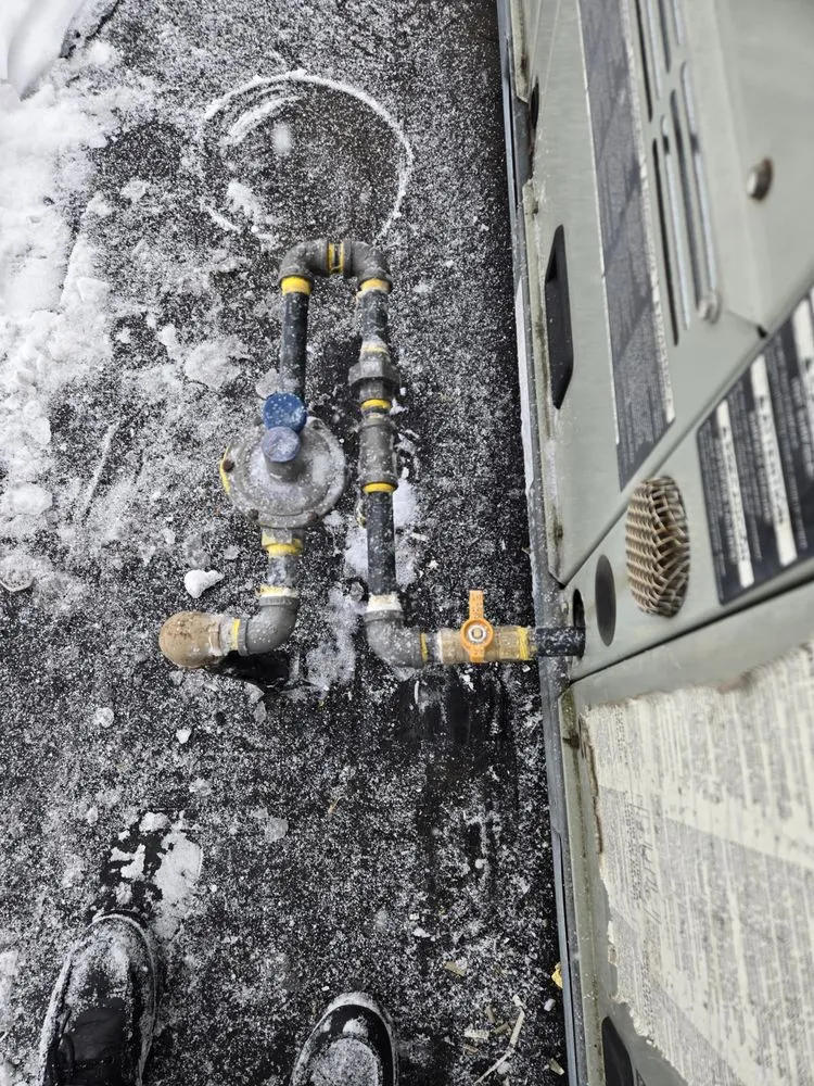 Slide of C&D Renovations and Automotive