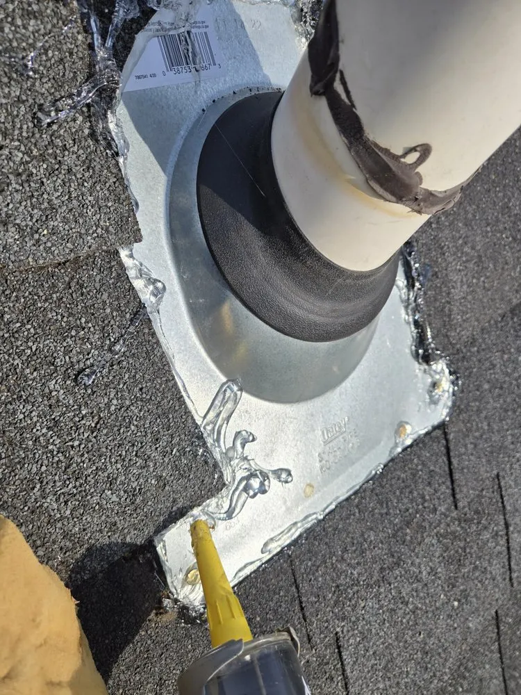 Slide of C&D Renovations and Automotive