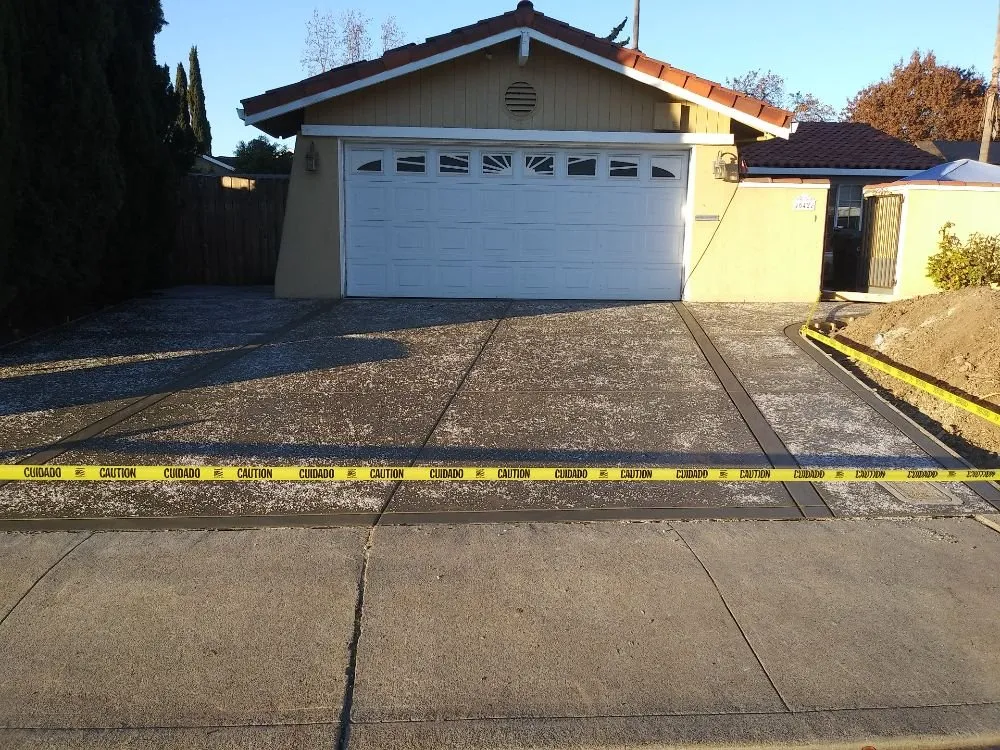 Slide of Cedano Construction