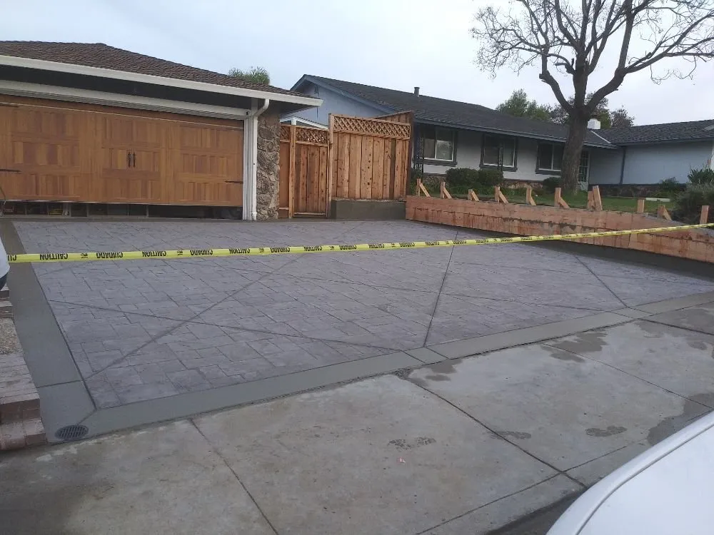 Slide of Cedano Construction