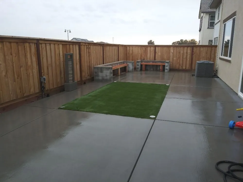 Slide of Cedano Construction