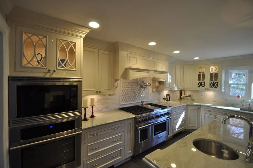 Slide of Center Island Contracting