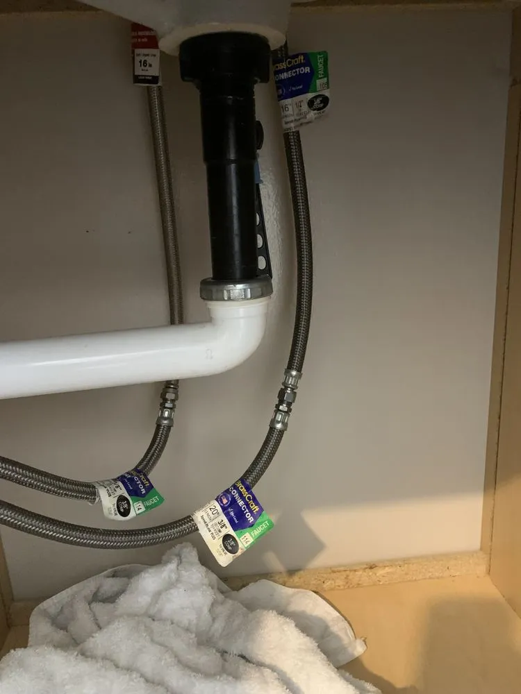 Emergency leak detection in Sugarcrk Township, OH by Centerville Garage Doors
