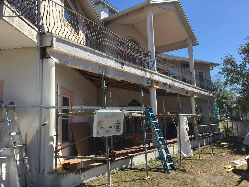 Slide of Certi-Struct Construction