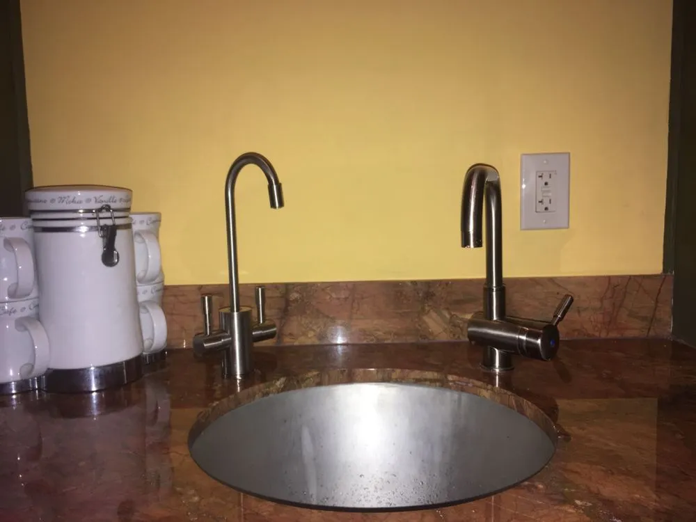 Slide of CET Plumbing and Drain Services