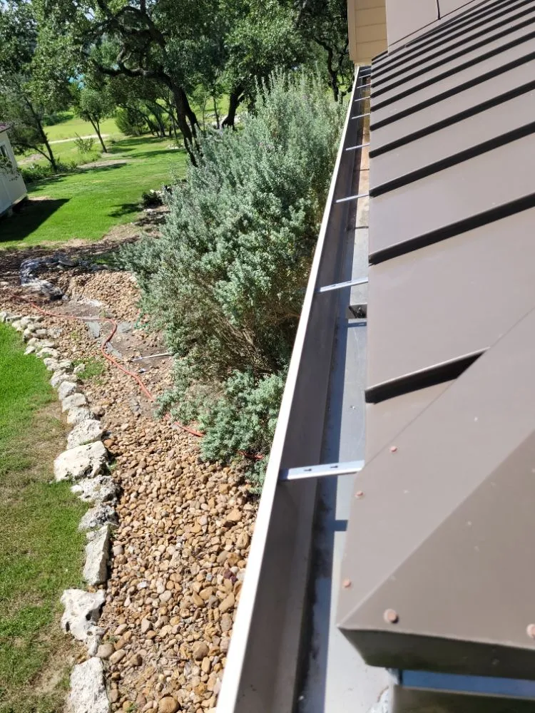 Slide of CF Handyman