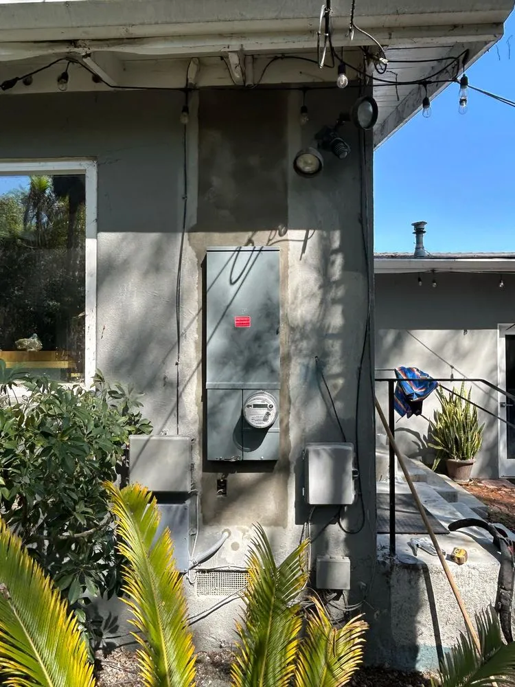 Slide of Chacon Handyman