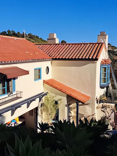 Slide of Chacon Handyman